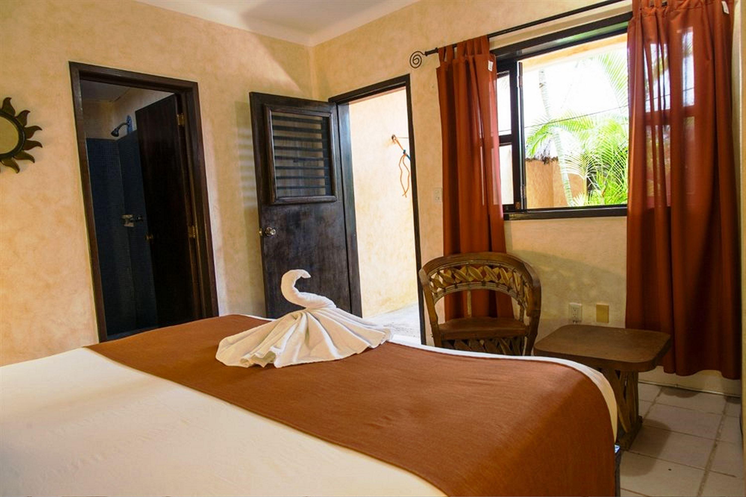Hotel Barrio Latino Riviera Maya 3*